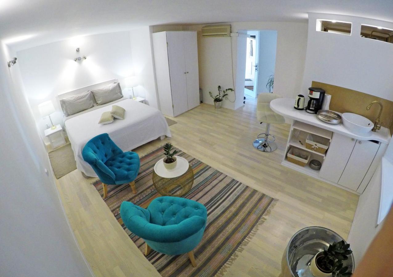 Swan City Apartment & Room ชิเบนิก ภายนอก รูปภาพ